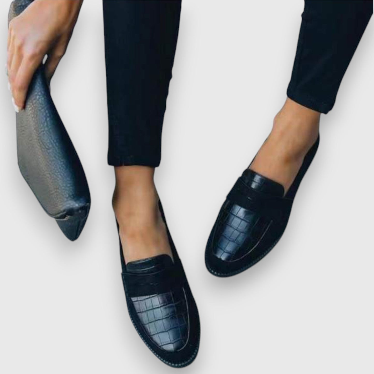 Graya | Lustrous Loafers