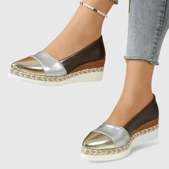 Liv | Shiny Loafers